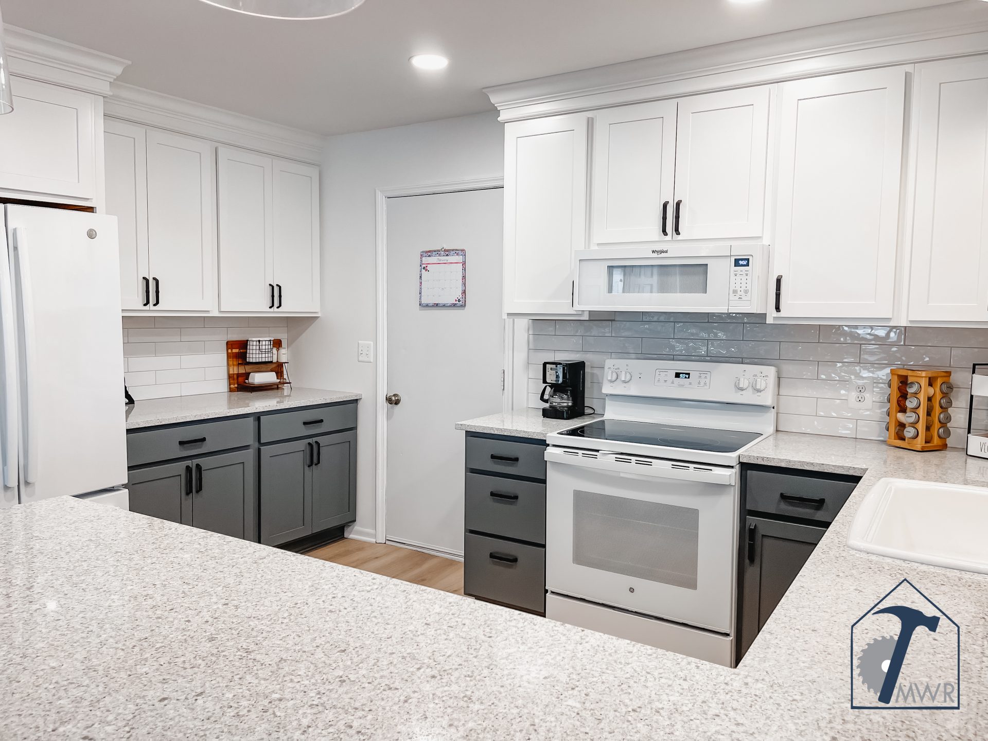 At Midwest Remodel, we bring your dream kitchen to life.
